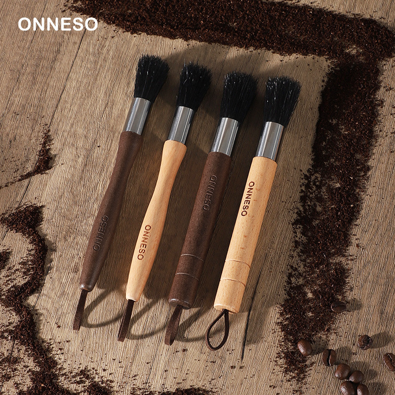 Četka za čišćenje strojeva za kavu – drvena, mekane dlačice, marka Wangshe/onneso, težina 33 g, izdano 2024