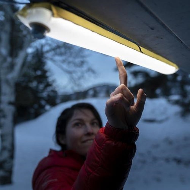 Naduvna LED kamping lampa s kinetičkom energijom, podesiva jačina svjetla (4.5V, 7W)
