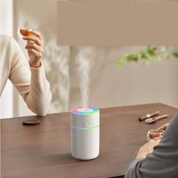 Új CL25 színes párásító, mini asztali autós permetező, hétszínű csendes aromaterápia, otthoni hangulatvilágítás