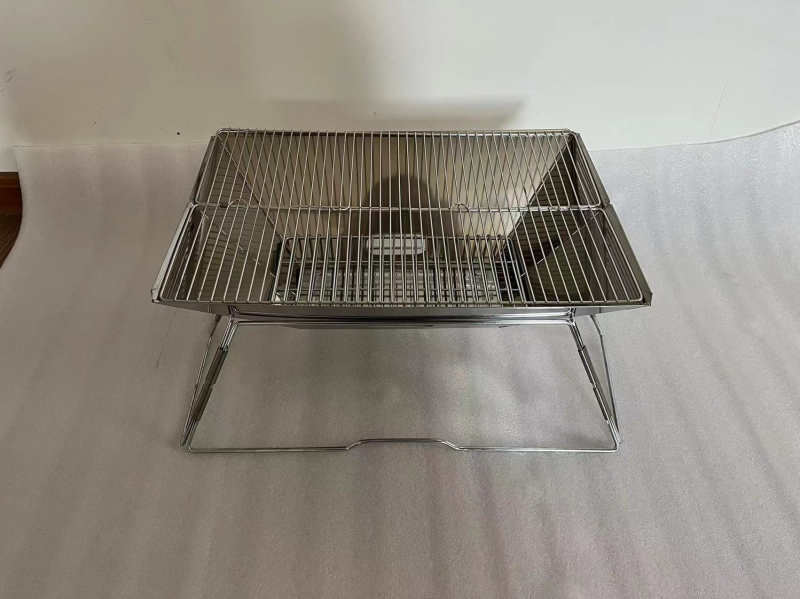 Prijenosna vanjska drvena peć za kuhanje s nehrđajućim čeličnim roštiljem, kampiranje, za 5–8 osoba