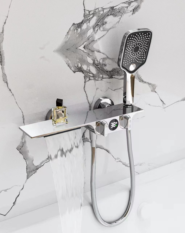 Set slavine za kadu s LED zaslonom (Bakreno tijelo; miješajući ventil; keramički jezgreni ventil; radna temperatura 0–80°C; promjer ulaza/izlaza 20,5 mm)