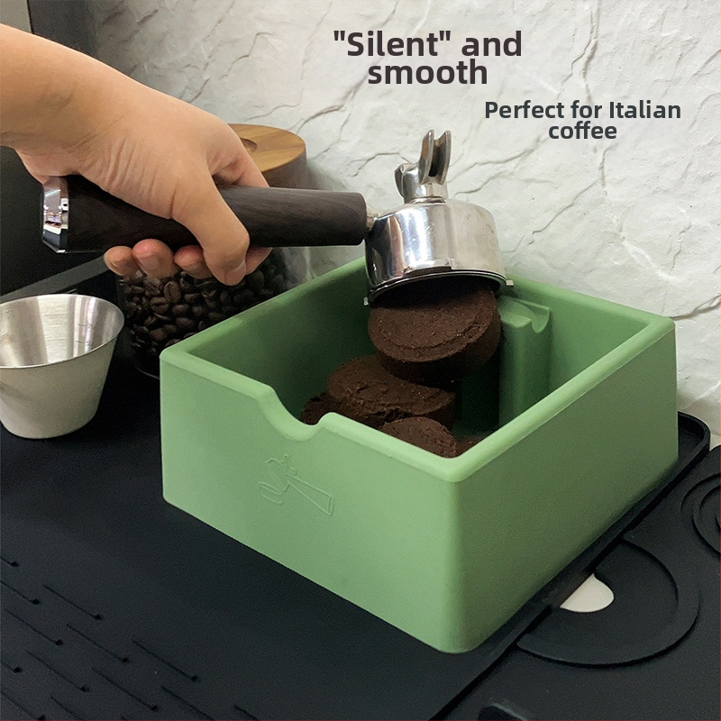 Kava dvostruki set: dozator za kavu, set za skladištenje, baza za ručku, silikonska podloga za pritisk i knock box • Materijal: ABS za prehranu • Stil: moderni minimalistički