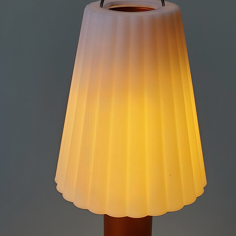 Kamp lampica s teleskopskim zumom, punjiva LED, 5V 10W, magnetska baza
