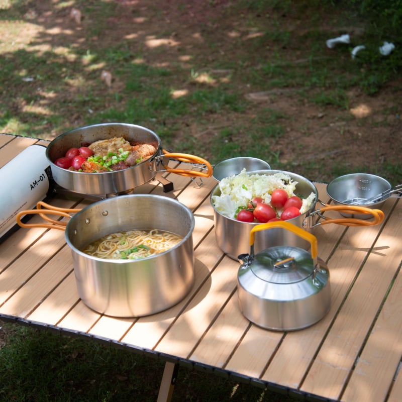 XLHW-156 Портативен комплект къмпинг съдове от неръждаема стомана: тиган, тенджера и чайник за 3–7 души (стил матрьошка)