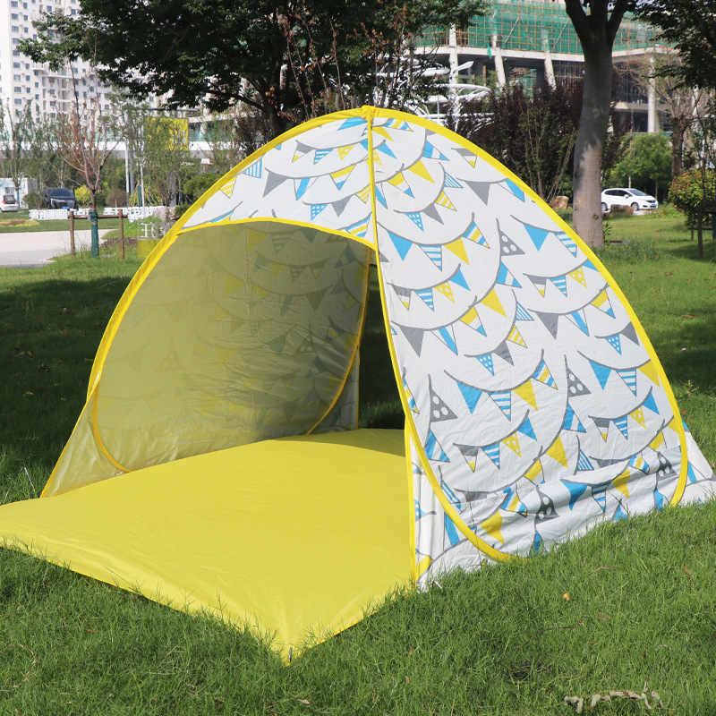 Плажна палатка, бързо автоматично отваряне за 2 секунди, еднослойна конструкция, външен материал 190T със сребърен слой, водоустойчивост 1000–1500 мм, тегло 1 кг