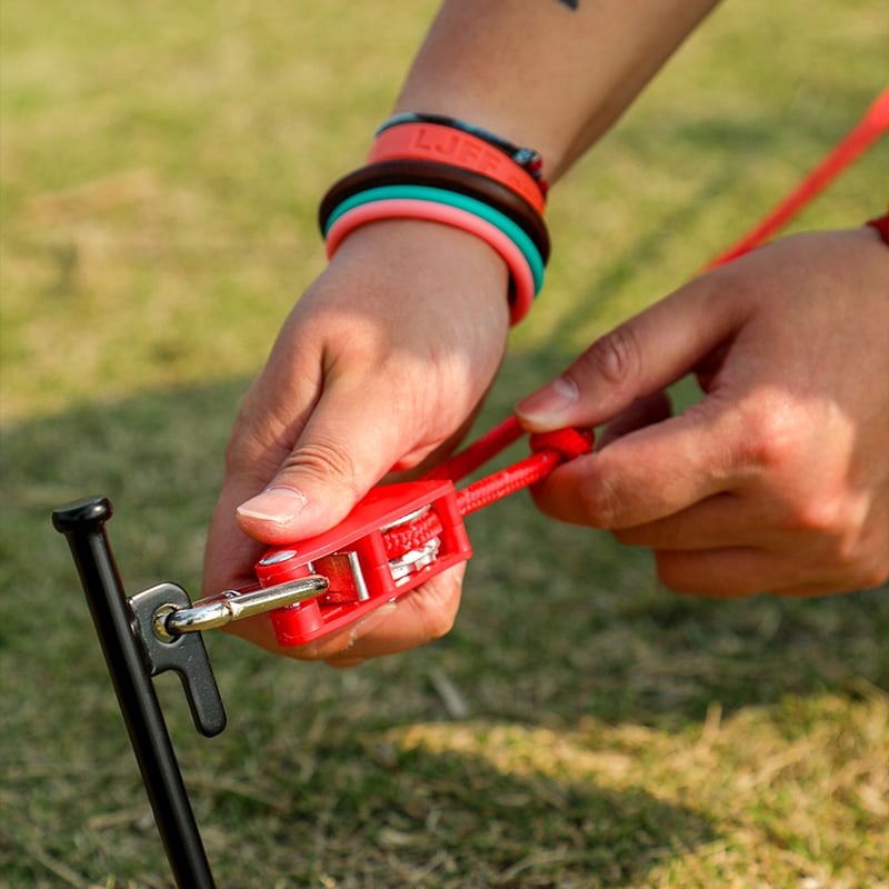 Buye Кампинг Метален Роликов Лост за Регулируемо Въжe за Навес и Палатка – Еластично Въжe с Кука и Катарама
