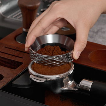 Alumíniumötvözet kávéprés forma porgyűjtő kiegészítővel, kávézók és otthoni használatra, modern minimalist stílus