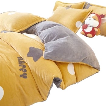 Navlaka za pokrivač od mliječnog velūra, dvostrano podstavljena, zimsku plišanu podstavu, uzorak: pruge, geometrijski, crtani; tkanje: četkanje; ispis i boja; navlaka za pokrivač