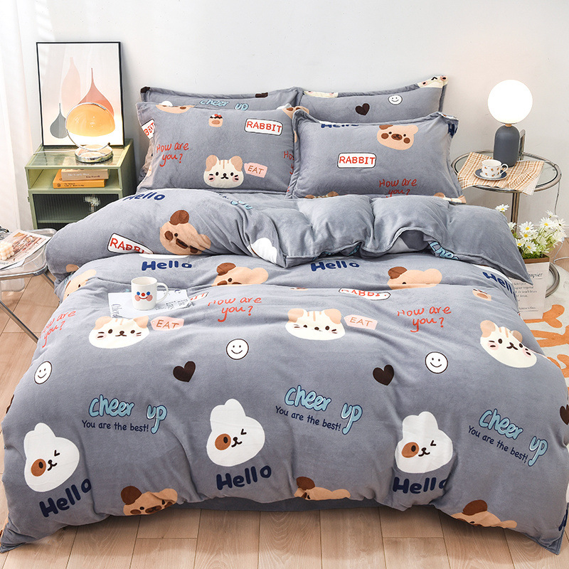 Navlaka za pokrivač od mliječnog velūra, dvostrano podstavljena, zimsku plišanu podstavu, uzorak: pruge, geometrijski, crtani; tkanje: četkanje; ispis i boja; navlaka za pokrivač