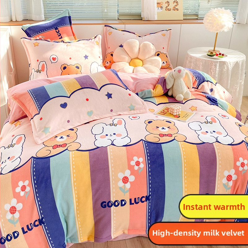 Povlak na paplón zo mliečneho velúru, dvojstranné podšitie, zimná chlpatá textúra, vzor: prúžky, geometrický, kreslený; tkanie: česanie; potlač a farbenie; povlak na paplón