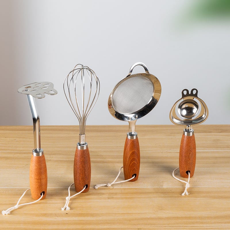 Jueshi Bățător pentru ouă cu mâner din lemn și separator de gălbenuș – Instrument din oțel inoxidabil, cu suport staționar, pentru bătut ouă, separare gălbenuș și filtrare pentru hrana bebelușilor