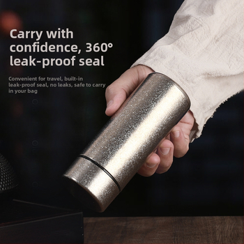 Mini vakuumski izolirani šalica, prijenosna, unutarnji 304, vanjski 201 nehrđajući čelik, 6–12 sati izolacije, odvajanje čaja i vode, prilagodba laser graviranjem, sitotisak ili 3D ispis