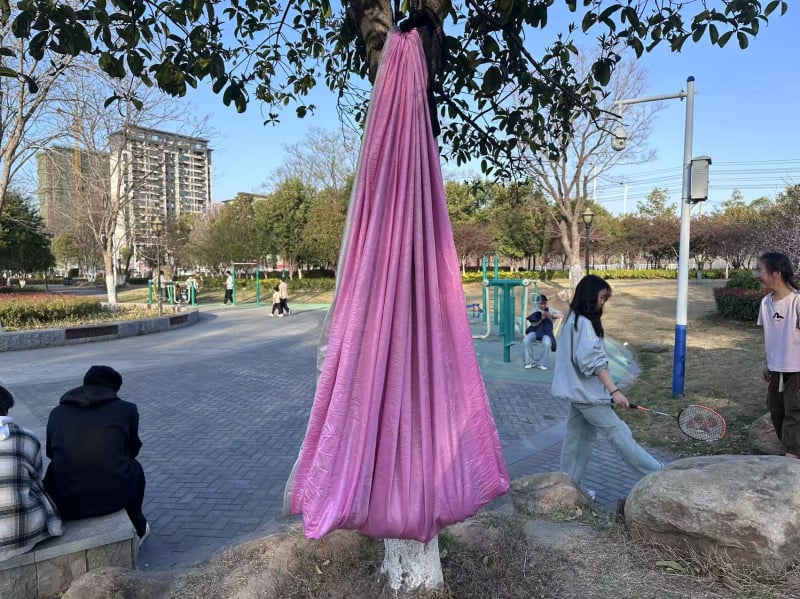 Dječji Hammock za unutarnju i vanjsku upotrebu — poliesterna površina, maksimalno opterećenje 150 kg, težina 0,8 kg, prilagodljivo, podrijetlo Anhui