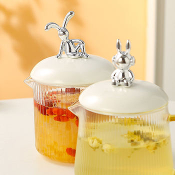 ceașcă electrică de încălzire pe bază, putere până la 1000 W, capacitate până la 1 L, întrerupere automată, protecție la supraincălzire