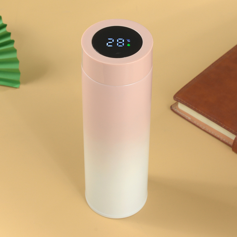 Termos šalice od nehrđajućeg čelika 316, unutarnja posuda 316, vanjski omotač 201, vakuumska izolacija 6-12 sati, čajni separator, prikaz temperature