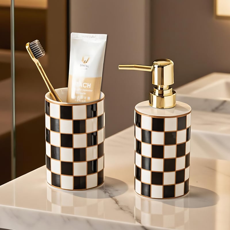 Porcelán fürdőszobai készlet, 2 darab: szappanadagoló és testápoló üveg; logónyomás elérhető; testre szabható