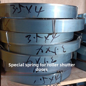 Pružina na roletové dvere, univerzálny typ, pružná páska, dlhý železný plech pre ručne posúvateľné dvere