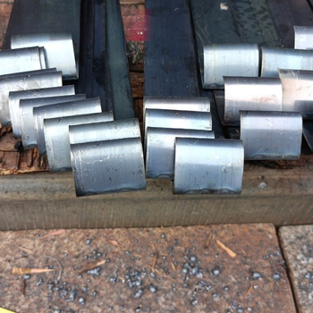 Redőny ajtó rugó, univerzális típus, rugócsík, hosszú vaslemez manuális tolóajtóhoz