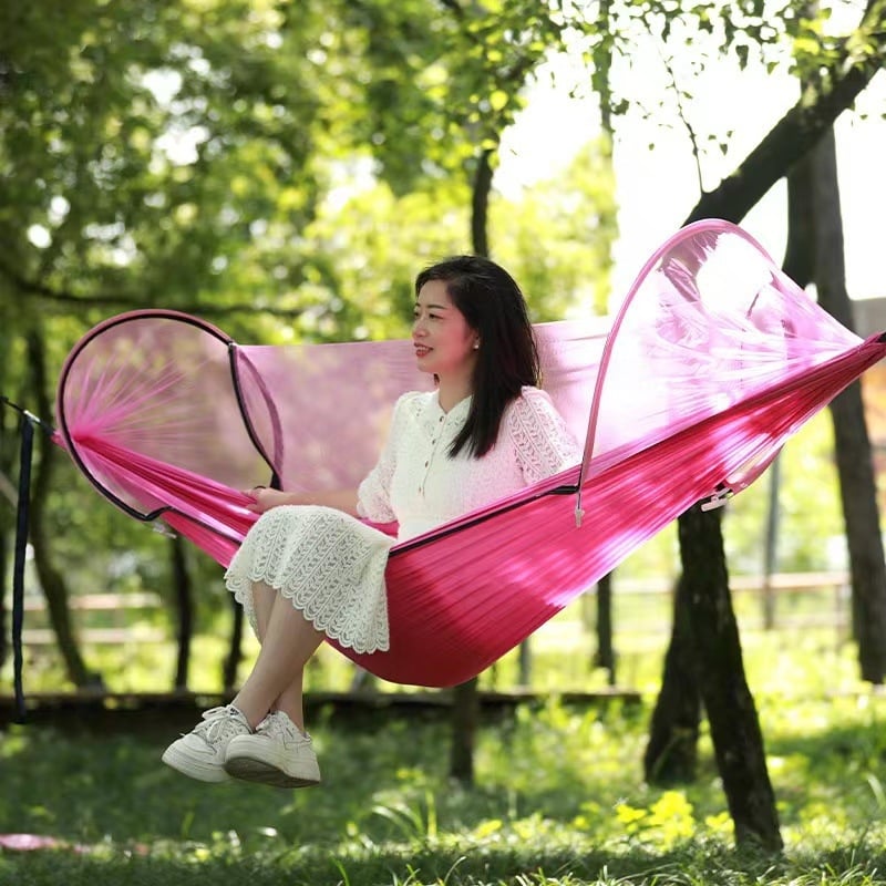 Kültéri függőágy rovarhálóval és árnyékolóval, vászon felület, terhelhetőség 600 kg, tömeg 1.7–2.7 kg, konzol nélkül, egy személy számára