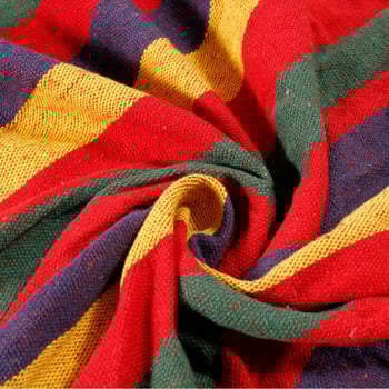 Függőágy – vászon, görbült rúd dizájn; Source márka; teherbírás 100–200 kg; tömeg 500–1500 g