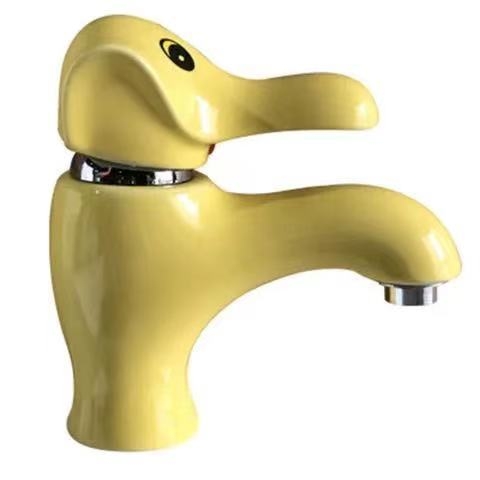 Kran za umivaonik s toplom i hladnom vodom, keramički disk ventil, monoblok konstrukcija, otvaranje ključenjem, CE certifikat