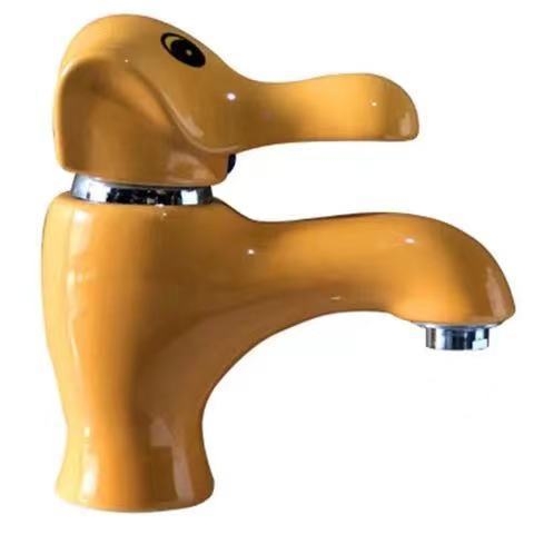 Kran za umivaonik s toplom i hladnom vodom, keramički disk ventil, monoblok konstrukcija, otvaranje ključenjem, CE certifikat