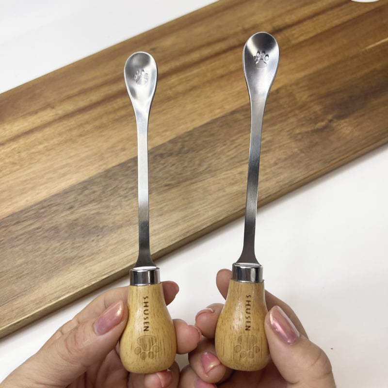 Разбърквач за яйца, разделител за белтъци и преса за пюре - 8-частен комплект кухненски прибори от неръждаема стомана с дръжки от гумирано дърво