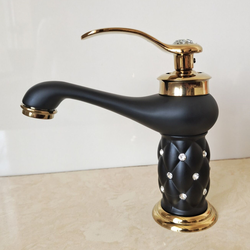 Európai stílusú mosdócsaptele, forró–hideg keverő, egylyukas aláépített szerelés, rézből, kerámiabetétes szelep, modell 607