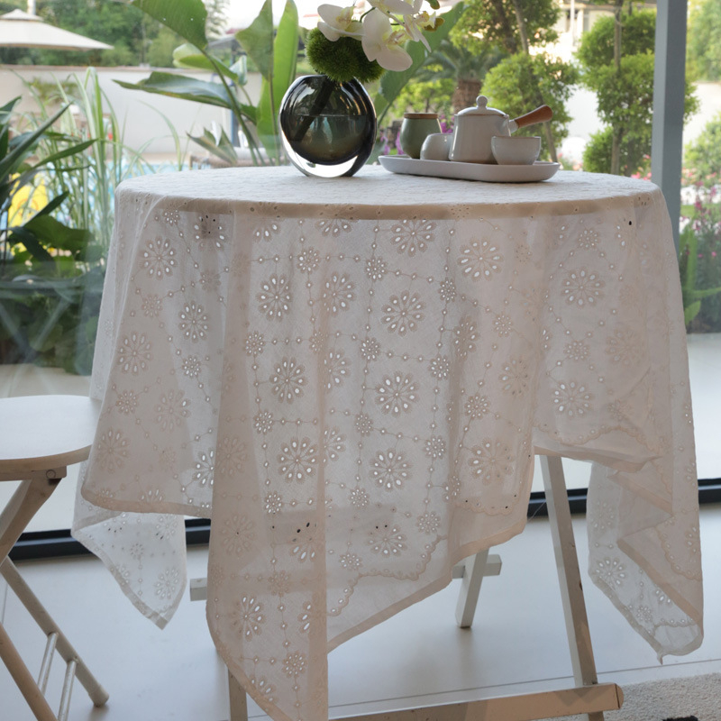 Τραπεζομάντηλο με κεντήματα δαντέλας, πολυεστέρας, ορθογώνιο, γαλλικό στυλ, φυτικά μοτίβα
