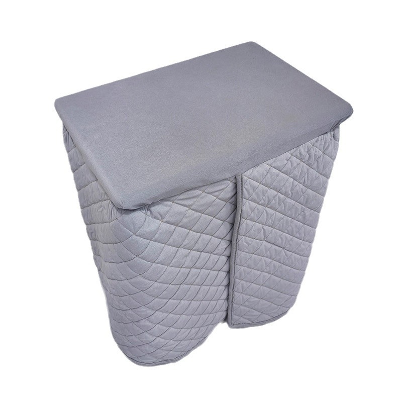 Stolni prekrivač od poliester-pamuka, pravokutnog oblika, otporan na prašinu, modernog minimalističkog stila