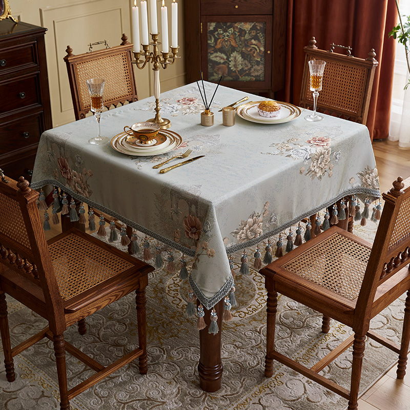 Față de masă pătrată, din țesătură, cu model plante și flori, rezistentă la temperaturi înalte