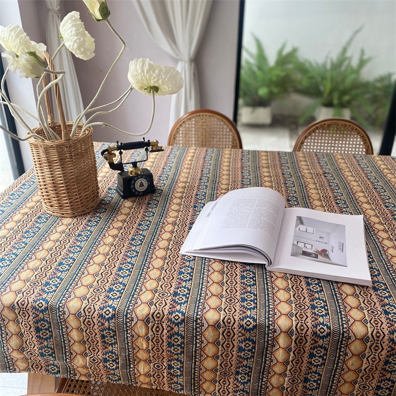 Stolnjak u boemskom stilu s marokanskom inspiracijom, poliester, pravokutni oblik, razni uzorci, otporan na prašinu i dekorativan