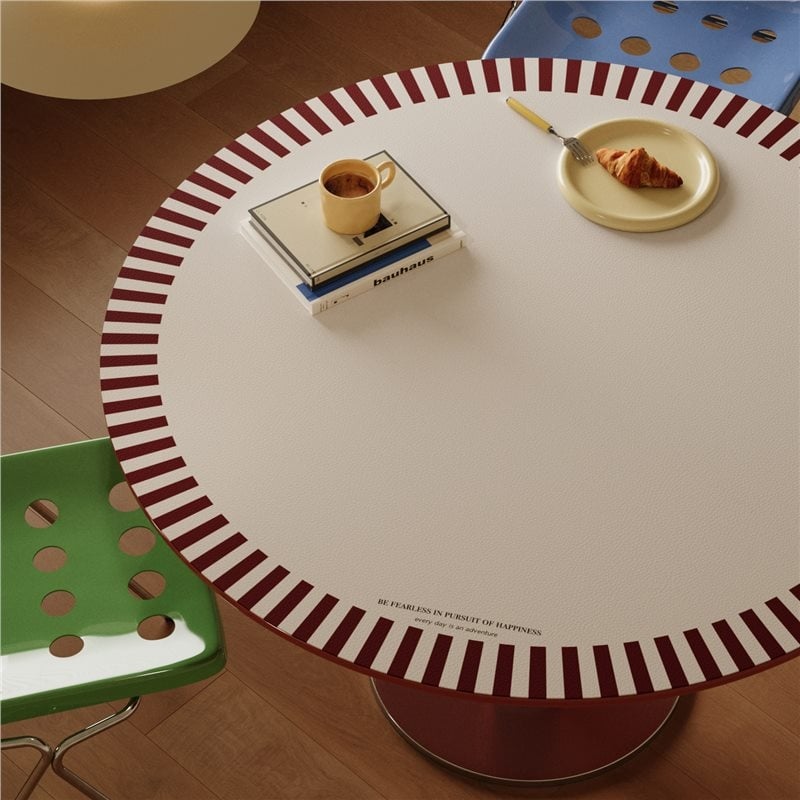 Față de masă pătrată PVC, anti-pliuri, stil retro, model cu grilă