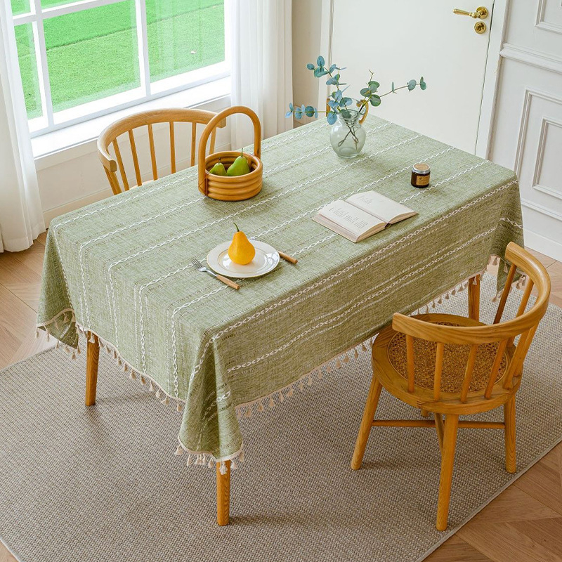 Față de masă cu ciucuri, dreptunghiulară Jacquard decupat, poliester, antiderapant, rezistent la uzură