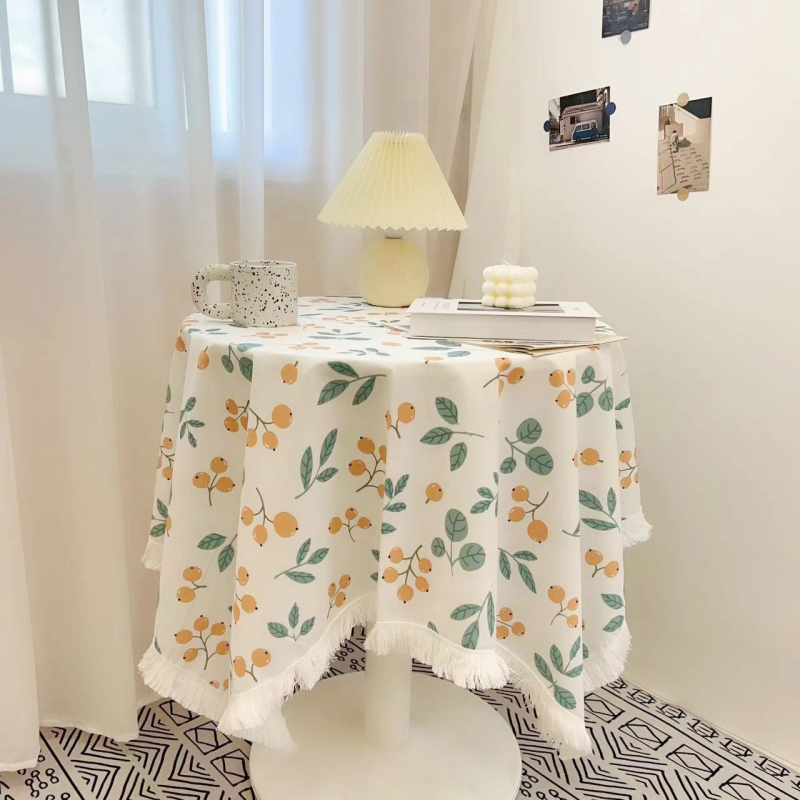 Stolnjak u Instagram stilu s cvjetnim uzorkom, čipkom i resicama od baršuna, za kvadratni i okrugli stol