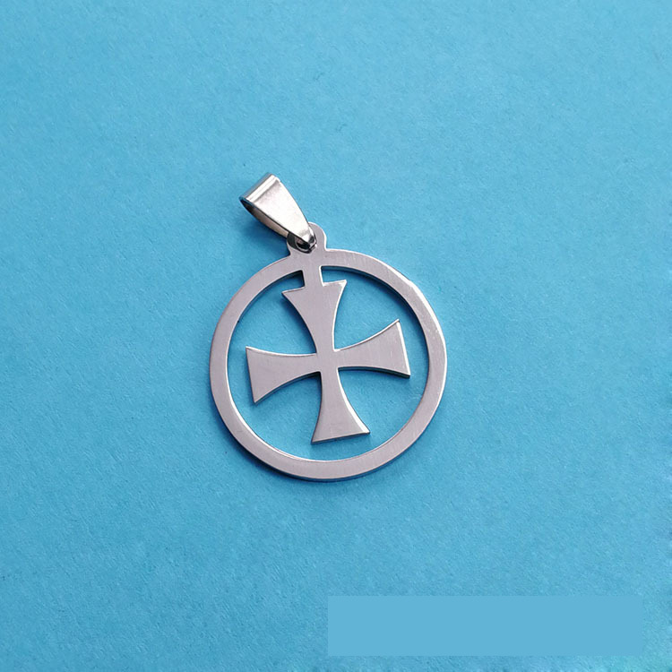 Európai és amerikai stílusú ékszer medál férfi titán acél nyaklánc kollekció kedveli az ajándékot határokon átnyúló e-kereskedelem új kiegészítő hatágú csillag