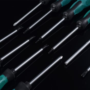 Set de șurubelnițe cu forme speciale: plat, Phillips, Torx și hex intern; material S2; magnetice; greutate 52 g; neizolate.