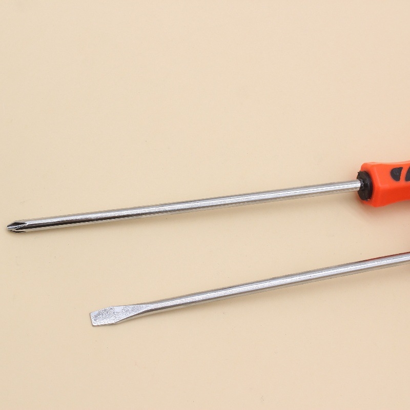 Križasti višenamjenski odvijač za kućnu montažu i demontažu namještaja, magnetni, izolirani, od čelika 45#; težina 0.128 kg