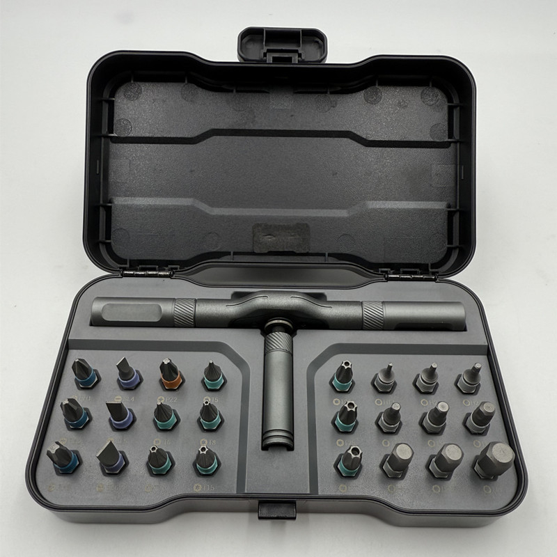Duke RS1 Ratchet Screwdriver Set, 24-in-1, S2 Alloy Tool Steel, Magnetic, Non-insulated