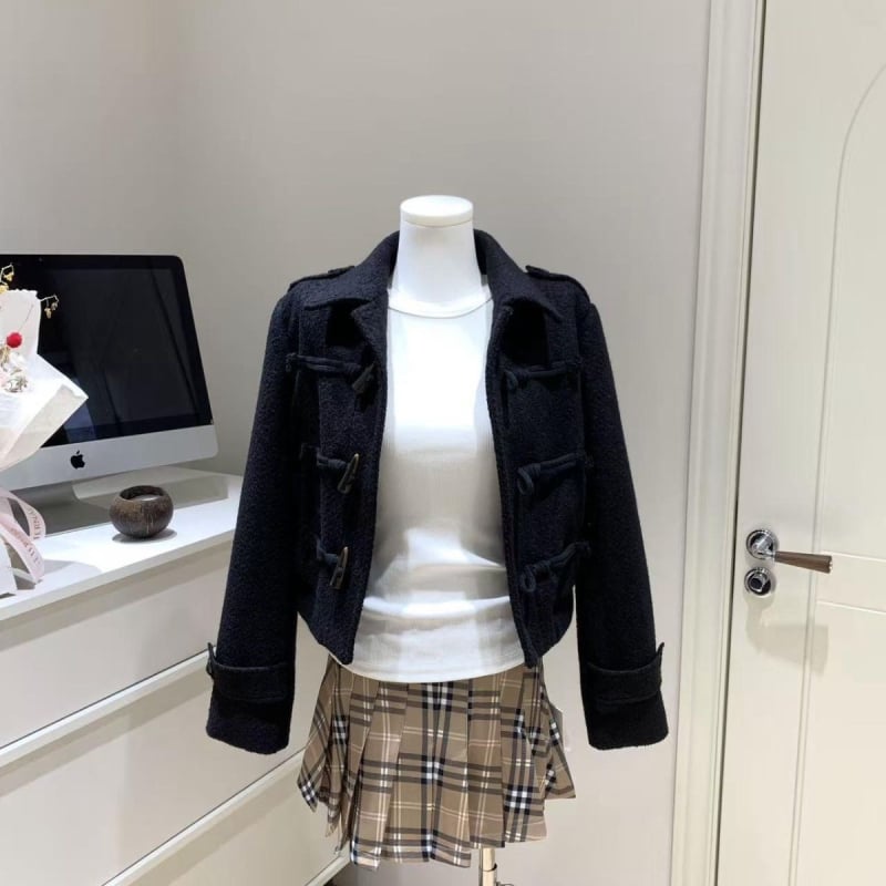 Toggle gombos kabát, gyapjúkeverék anyag, polo gallér, laza szabás, hosszú ujjú