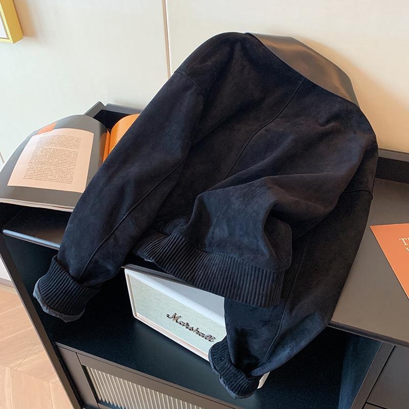 Dzseki polo gallérral, velúr-chenille anyag, szabályos ujjak, hossz 50–65 cm