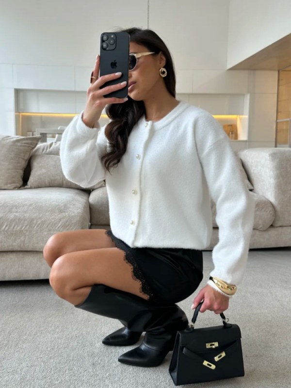 Női kötött kardigán, hosszú ujjú, kerek nyakú, casual stílus, imitációs Mink velúr anyag, poliészter és nylon összetétel, hossz 50-65 cm