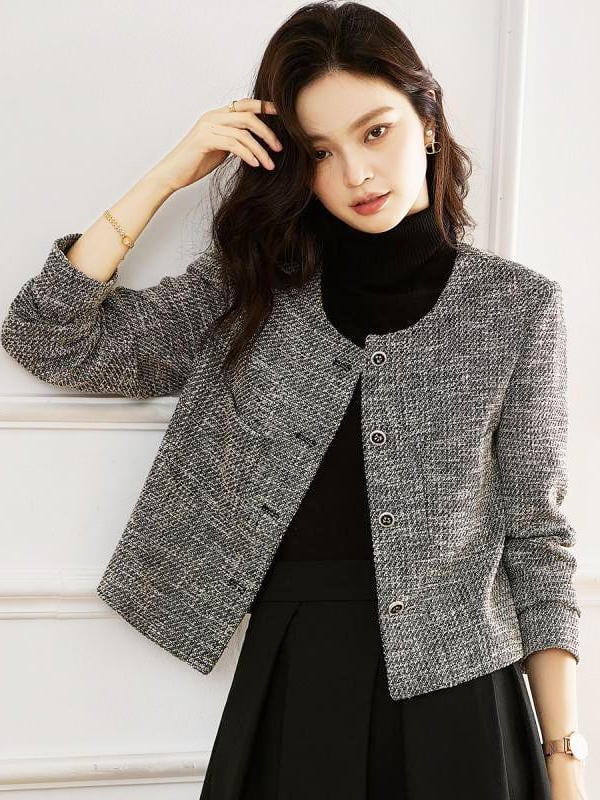 Ženski tweed sako, polo ovratnik, ravni kroj, duljina 50-65 cm, jesen 2025