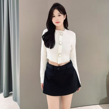 Gyapjúkeverék kardigán, szűk fazon, háromgombos zárás, kerek nyak, őszi 2025