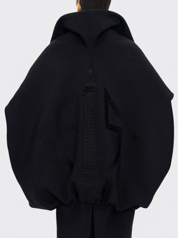 Női kabát poliészter-pamut keverékből, laza szabás, reveres gallérral, dolman ujjakkal, elülső cipzárral záródó