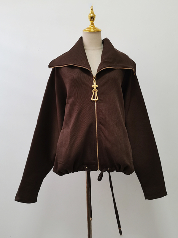 Női kabát poliészter-pamut keverékből, laza szabás, reveres gallérral, dolman ujjakkal, elülső cipzárral záródó