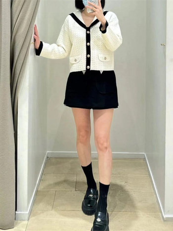 Cardigan tricotat din bumbac cu patchwork, mâneci lungi, lungime scurtă, croială lejeră, închidere cu nasturi pe un rând