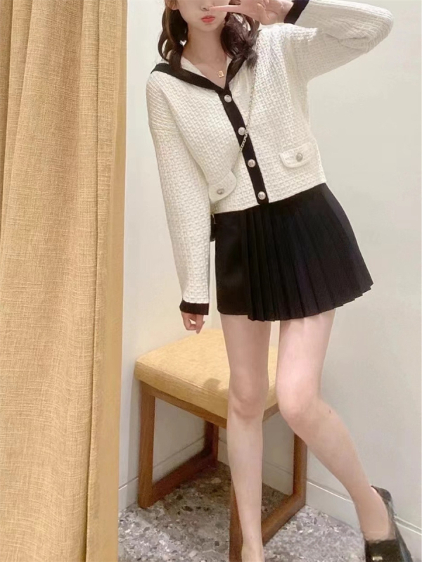 Cardigan tricotat din bumbac cu patchwork, mâneci lungi, lungime scurtă, croială lejeră, închidere cu nasturi pe un rând