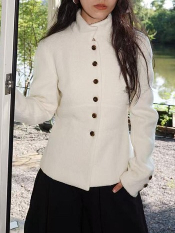 Дамско палто от памук-полиестер смес с талия и структурен дизайн, средна плътност, кръгла яка, къс модел