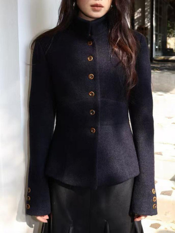 Дамско палто от памук-полиестер смес с талия и структурен дизайн, средна плътност, кръгла яка, къс модел